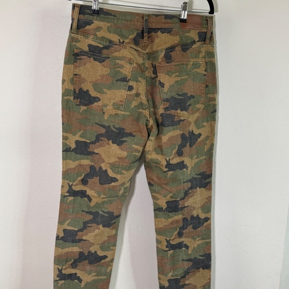 Madewell The High-Rise Slim Boyjean Camo Print Jeans Size 30 - Picture 5 of 8